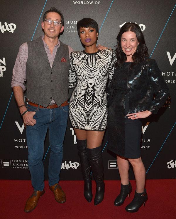 //Jennifer Hudson W Hotels