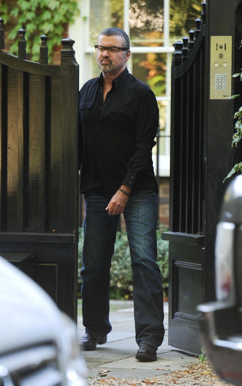 //george michael dead london home mystery visitors police investigation