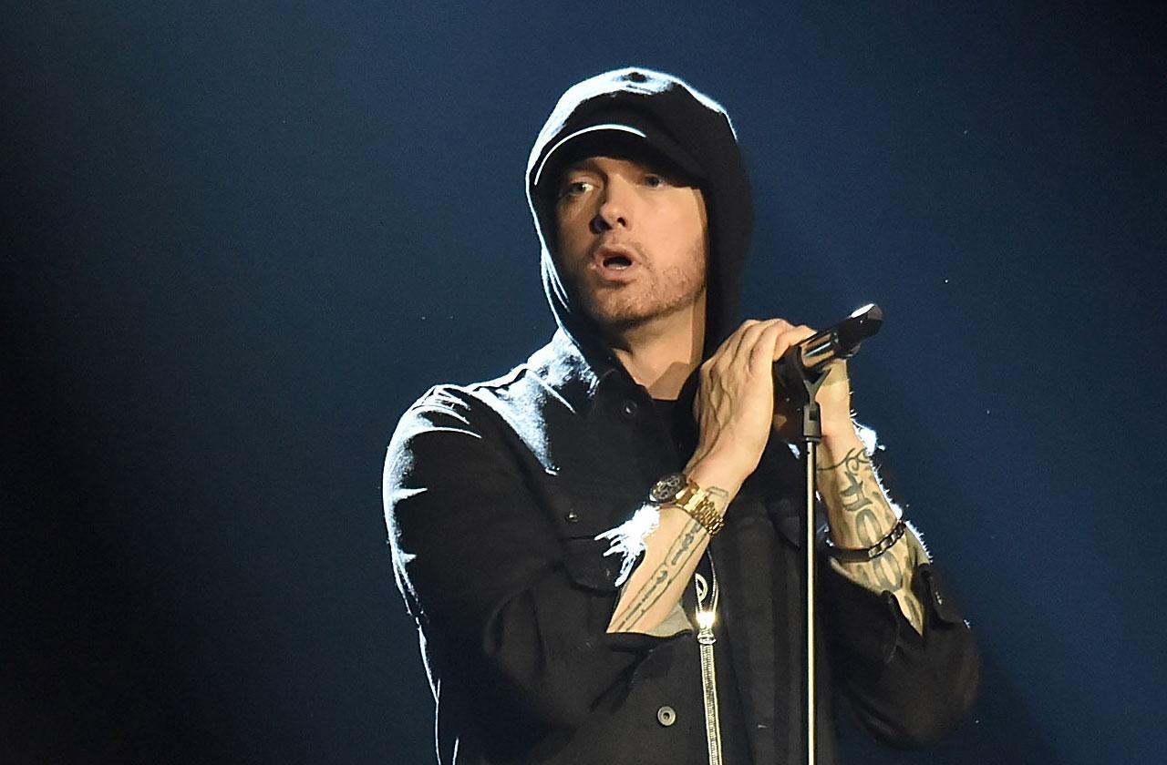 eminem tour tin foil windows paranoid tour